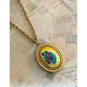 Vintage Avon Violet Floral Pearl Halo Locket Necklace